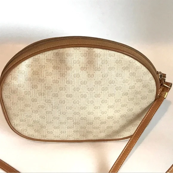 Vintage 70’s/80’s Gucci Interlocking G Micro Monogram Crossbody Bag - Picture 6 of 14